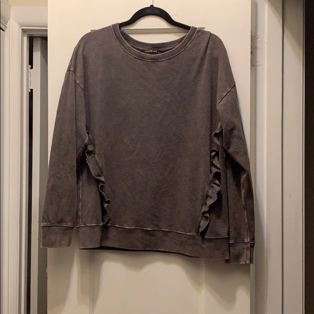 Abercrombie & Fitch Ruffle Sweatshirt Size L